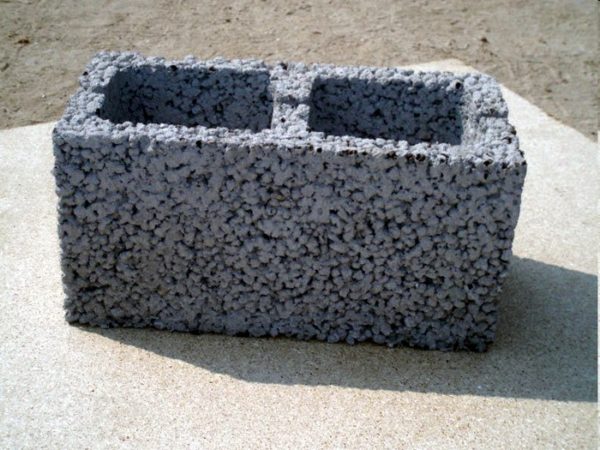 Кирпич из бетона