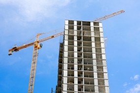 Строительство бетонной многоэтажки