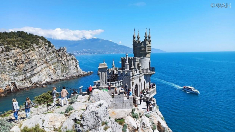 Время действовать: что нужно Крыму и другим курортным регионам РФ для развития туризма